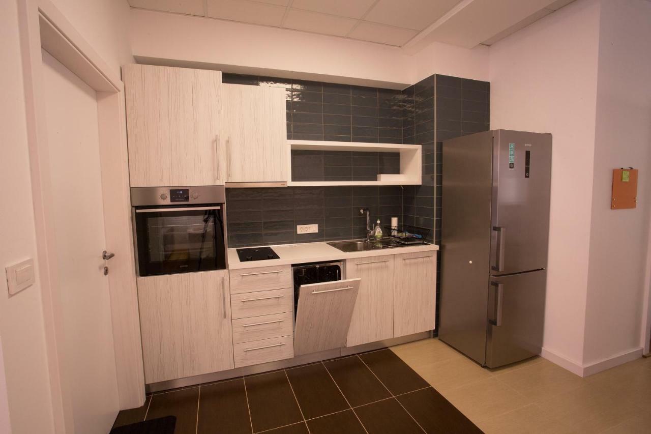 Downtown Beach Apartments Umag Eksteriør billede